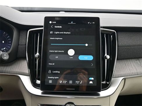 New 2026 Volvo XC90 B6 Ultra image 16