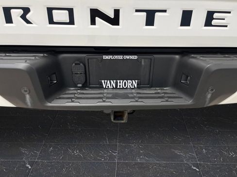 Used 2023 Nissan Frontier PRO-4X image 36