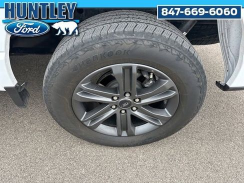 Used 2023 Ford F150 Lariat w/ Equipment Group 502A High image 8