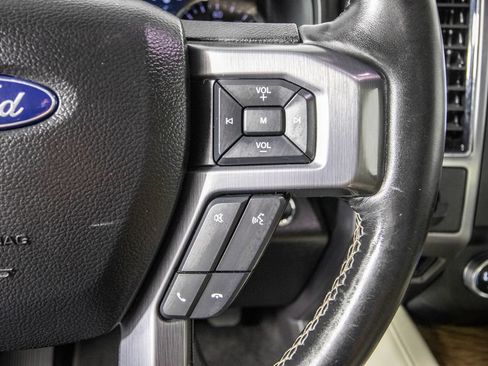 Used 2019 Ford Expedition Platinum RWD image 23