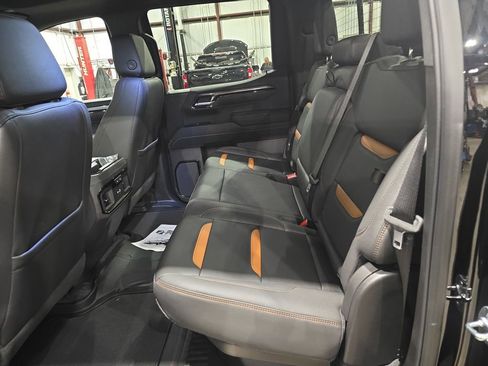 New 2026 GMC Sierra 1500 AT4 w/ AT4 Premium Package AWD/4WD image 14