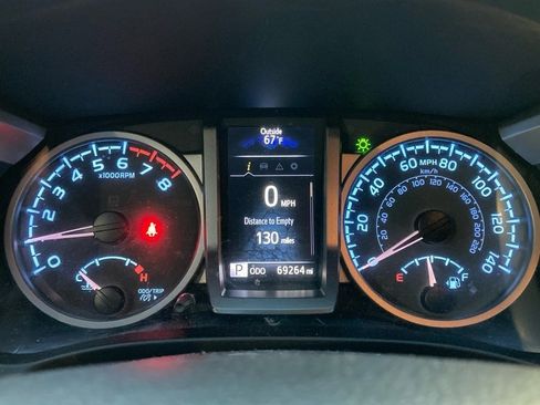 Used 2021 Toyota Tacoma SR5 image 17