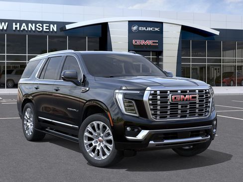 New 2026 GMC Yukon Denali w/ Denali Reserve Package AWD/4WD image 8