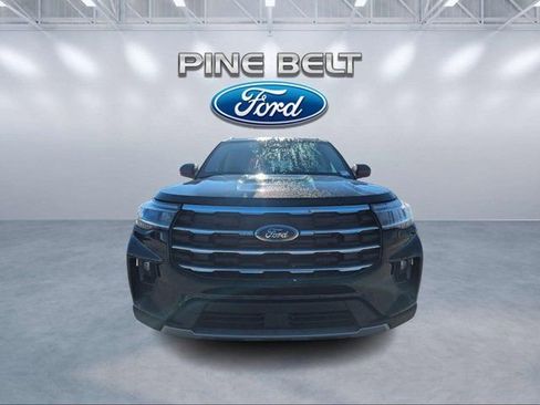 New 2025 Ford Explorer Active w/ Active Comfort Package image 8