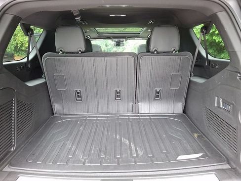 Used 2026 GMC Yukon XL Denali w/ Sun & Power Step Package AWD/4WD image 29