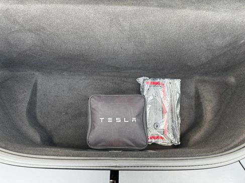 Used 2022 Tesla Model X AWD/4WD image 52