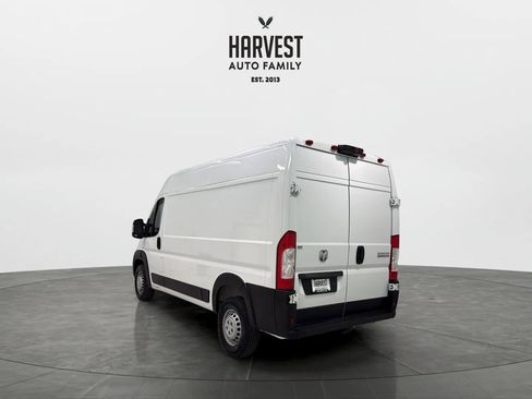 Used 2025 RAM ProMaster 2500 w/ Convenience Group FWD image 4