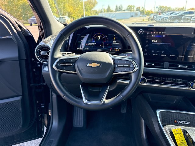Used 2025 Chevrolet Equinox LT w/ Convenience Package II AWD/4WD image 16
