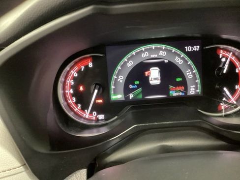 Used 2023 Toyota RAV4 XLE w/ XLE Grade Weather Package AWD/4WD image 8