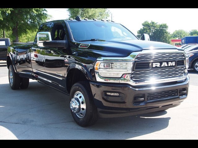 Used 2024 RAM 3500 Limited AWD/4WD image 8