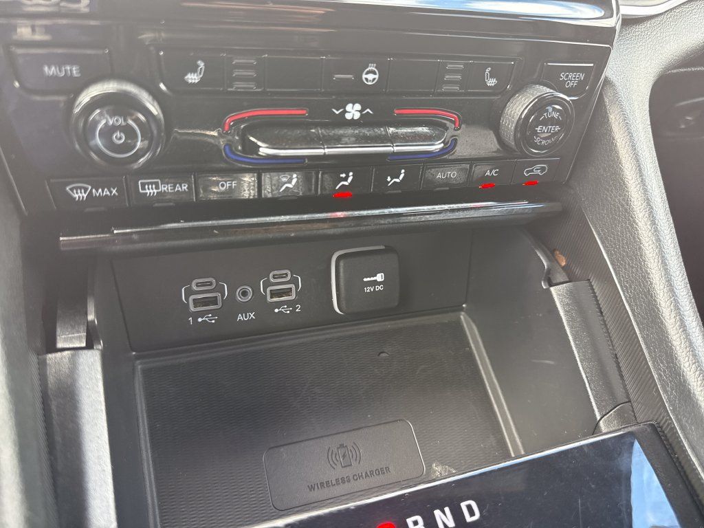 Used 2025 Jeep Grand Cherokee Altitude AWD/4WD image 17