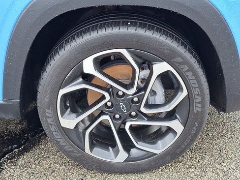 Used 2024 Chevrolet Trax RS w/ Driver Confidence Package FWD image 8
