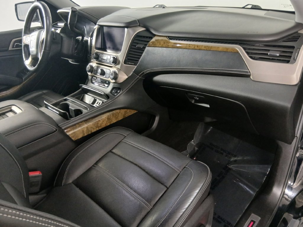 Used 2017 GMC Yukon Denali w/ Open Road Package AWD/4WD image 11