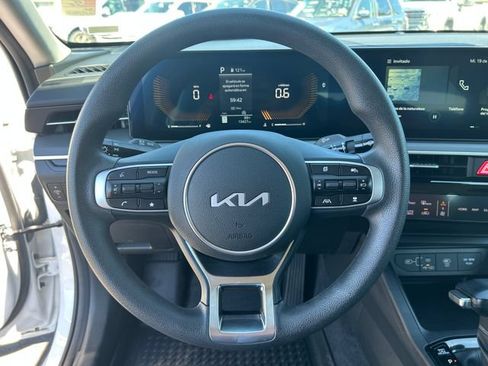 Used 2026 Kia K5 LXS FWD image 20