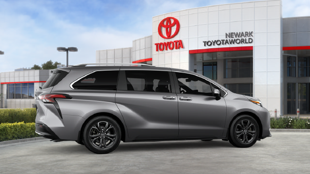 New 2026 Toyota Sienna Limited AWD/4WD image 6