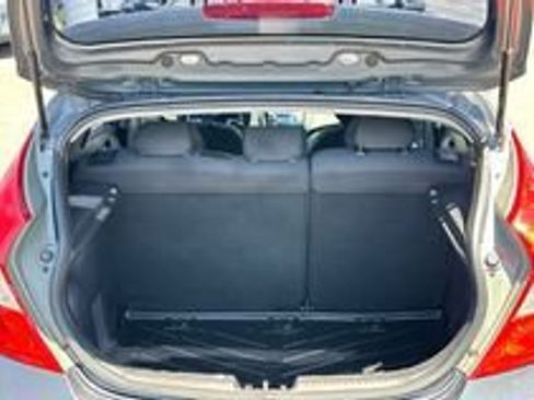 Used 2013 Hyundai Accent SE FWD image 22
