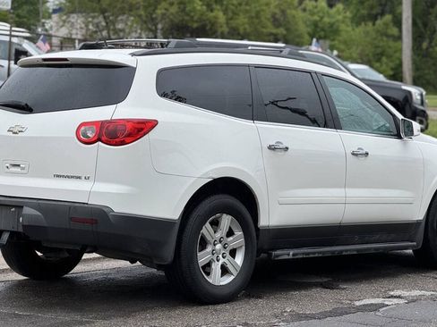 Used 2011 Chevrolet Traverse LT w/ LPO, 'HIT The Road' Package AWD/4WD image 6