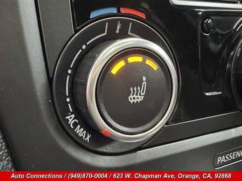 Used 2012 Volkswagen Golf 4-Door FWD image 22