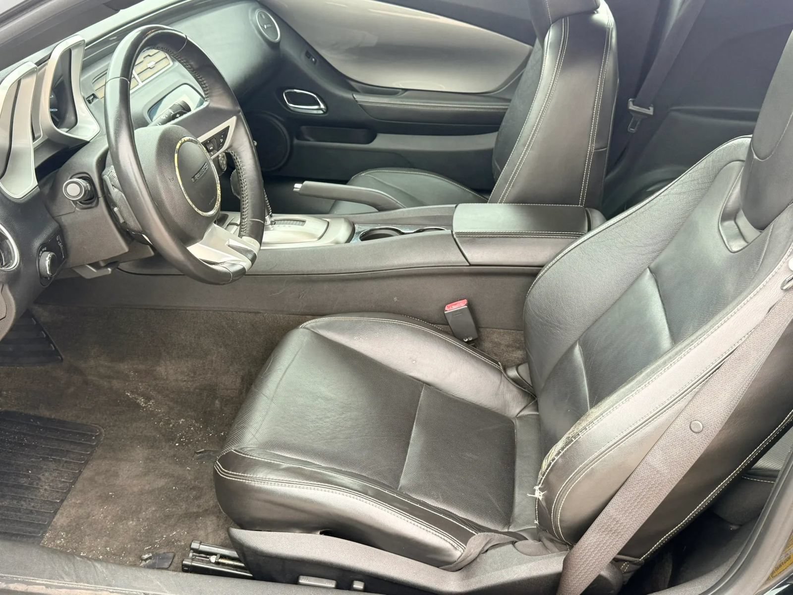 Used 2010 Chevrolet Camaro LT w/ RS Package RWD image 11