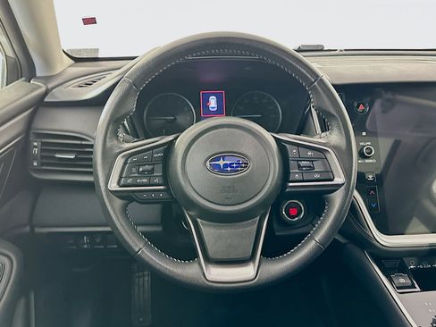 Used 2025 Subaru Outback Premium image 17