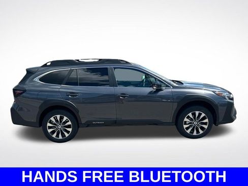 Certified 2025 Subaru Outback Limited AWD/4WD image 4