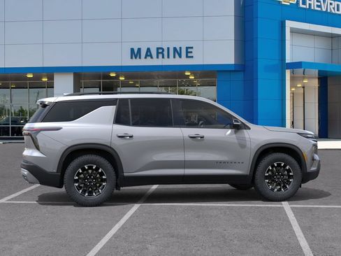 New 2026 Chevrolet Traverse Z71 w/ Enhanced Driving Package AWD/4WD image 5