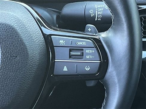 Used 2025 Honda Civic Sport image 15