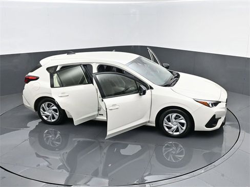 Used 2024 Subaru Impreza 2.0i image 24