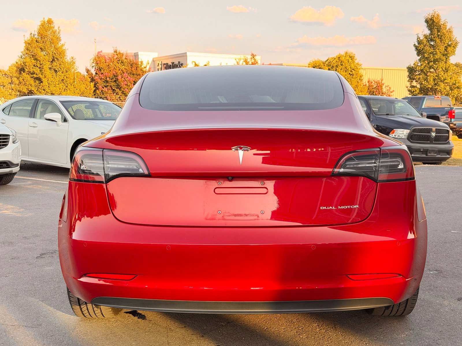 Used 2018 Tesla Model 3 Long Range AWD/4WD image 13