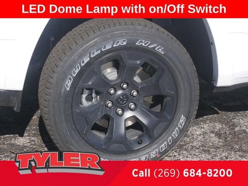 New 2026 RAM 1500 4x4 Crew Cab image 41