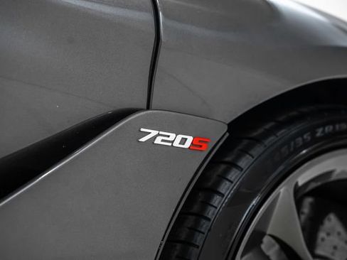 Used 2020 McLaren 720S Spider RWD image 19