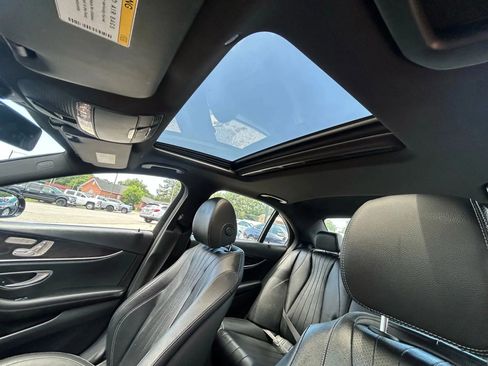 Used 2017 Mercedes-Benz E 300 image 30