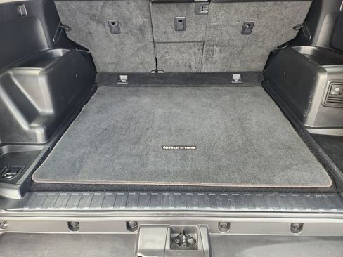 Used 2022 Toyota 4Runner Limited RWD image 32