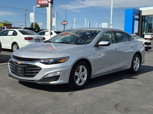 Used 2022 Chevrolet Malibu LT FWD image 8
