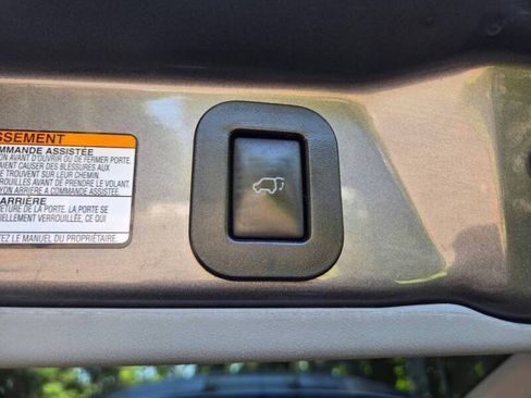 Used 2016 Toyota Sienna XLE FWD image 24