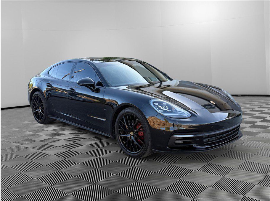 Used 2018 Porsche Panamera 4S AWD/4WD image 7