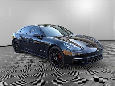 Used 2018 Porsche Panamera 4S image 7