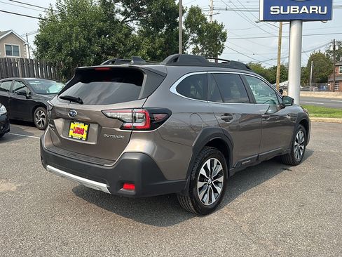 Certified 2024 Subaru Outback Limited AWD/4WD image 7