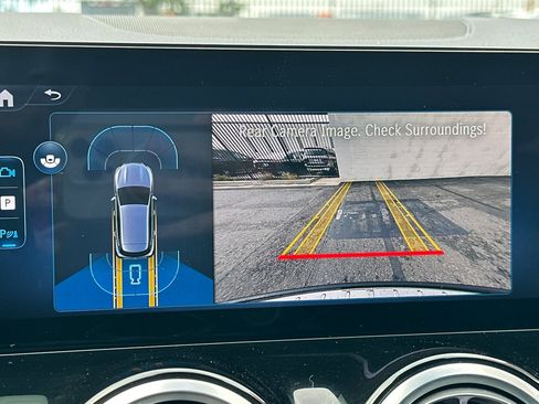 Certified 2025 Mercedes-Benz GLA 250 image 22