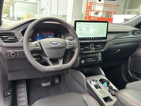 New 2026 Ford Escape ST-Line w/ Tech Pack #1 image 23