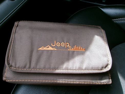 Used 2019 Jeep Compass Latitude w/ Popular Equipment Group image 27