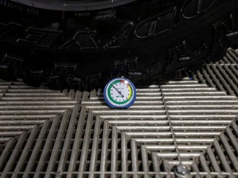 Used 2017 GMC Sierra 3500 Denali image 47