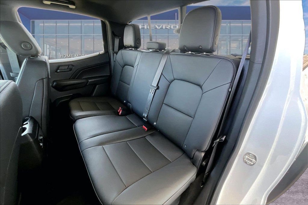 Used 2026 Chevrolet Colorado Trail Boss AWD/4WD image 18