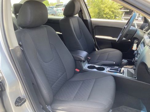 Used 2012 Ford Fusion SE FWD image 9