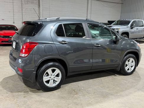 Used 2019 Chevrolet Trax LT w/ LT Convenience Package AWD/4WD image 8