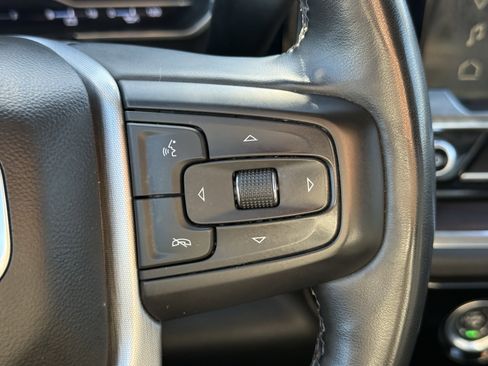 Used 2024 GMC Sierra 1500 SLT image 17