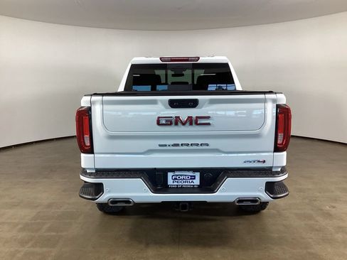 Used 2025 GMC Sierra 1500 AT4 w/ AT4 Preferred Package AWD/4WD image 10