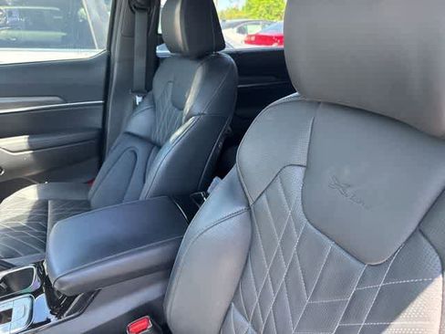 Used 2023 Kia Telluride EX X-Line AWD/4WD image 6
