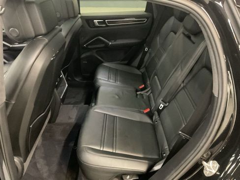 Used 2023 Porsche Cayenne GTS image 20