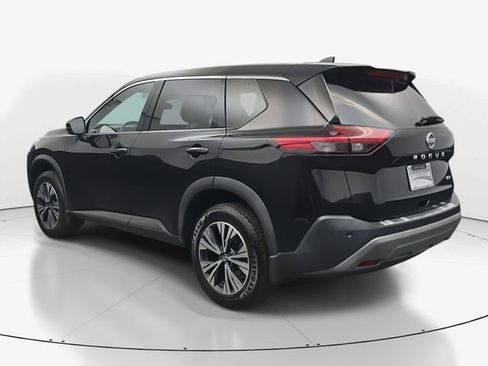 Used 2021 Nissan Rogue SV image 7